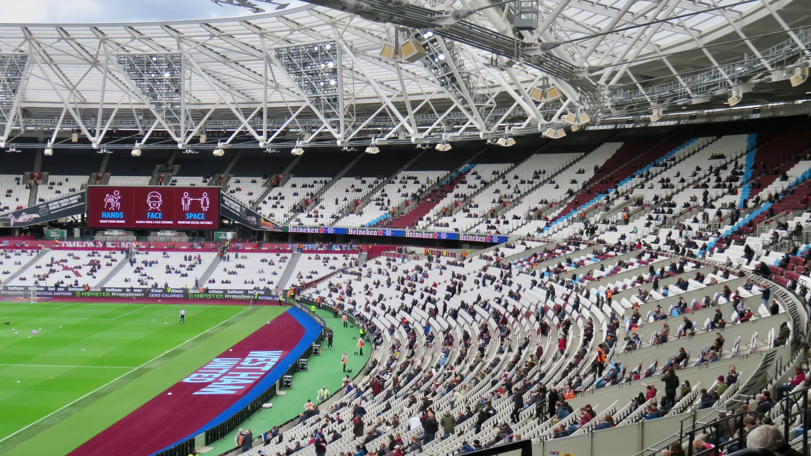 L'intérieur du London Stadium de West Ham